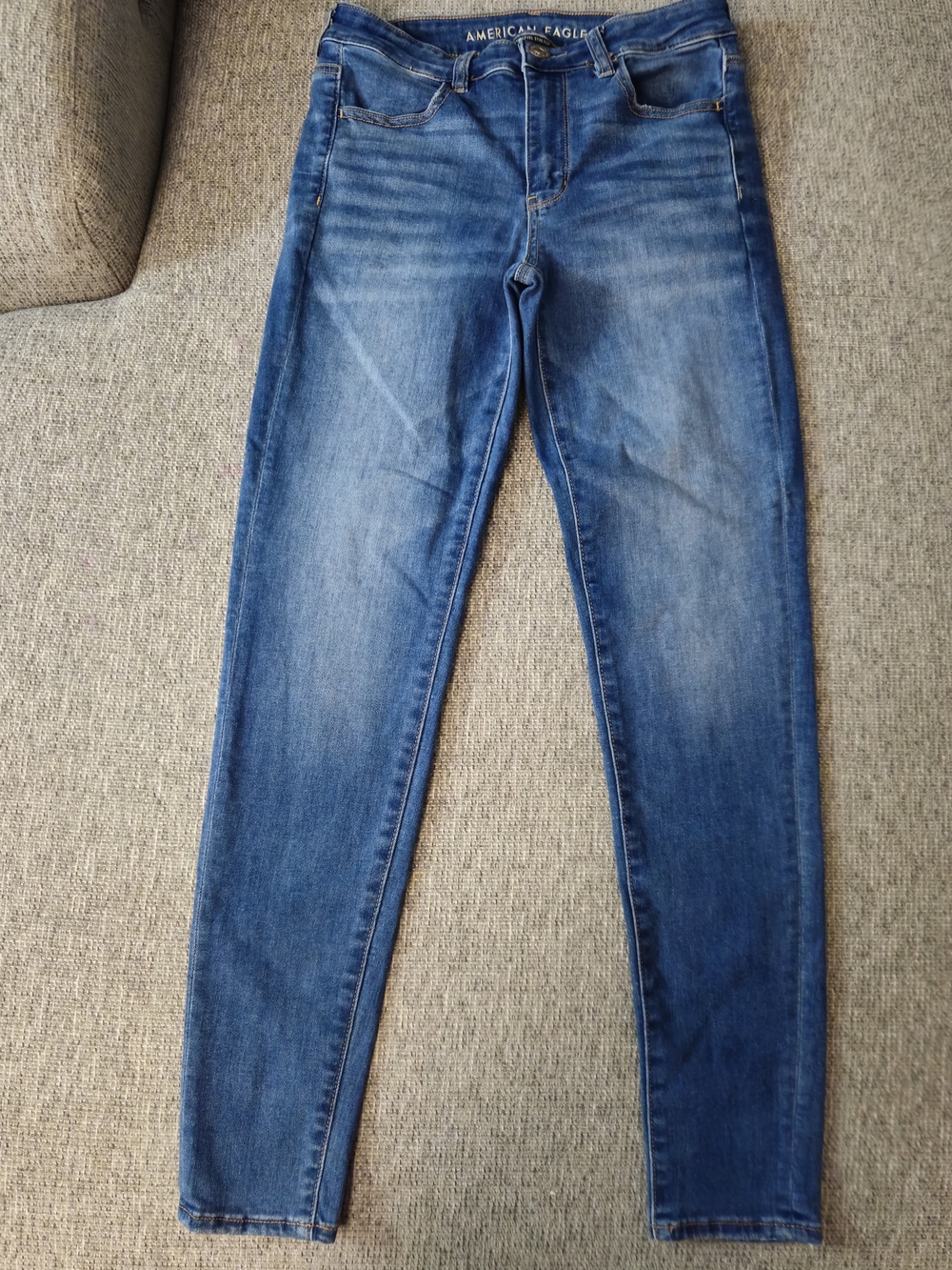 American Eagle Outfitters Women's Skinny Jeans - Medium Blue Wash